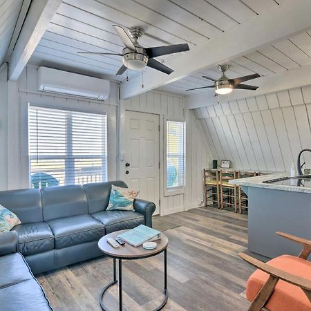 A-Frame Home With Deck - 2 Blocks To Surfside Beach! Eksteriør bilde