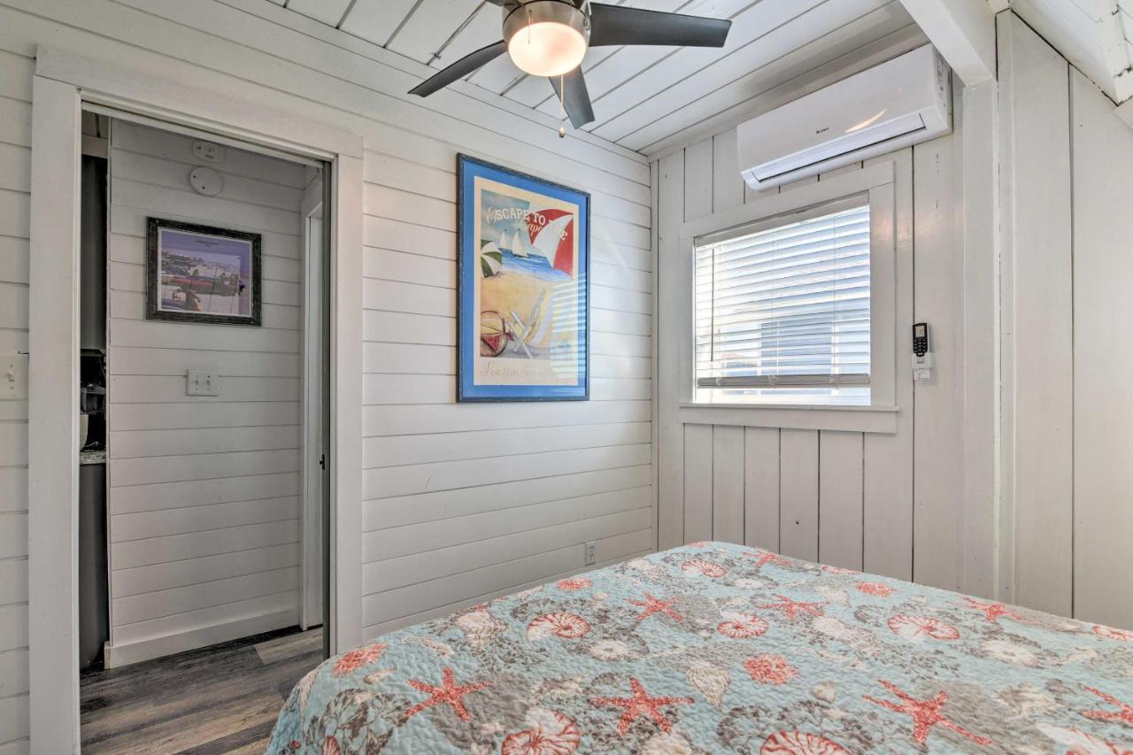 A-Frame Home With Deck - 2 Blocks To Surfside Beach! Eksteriør bilde